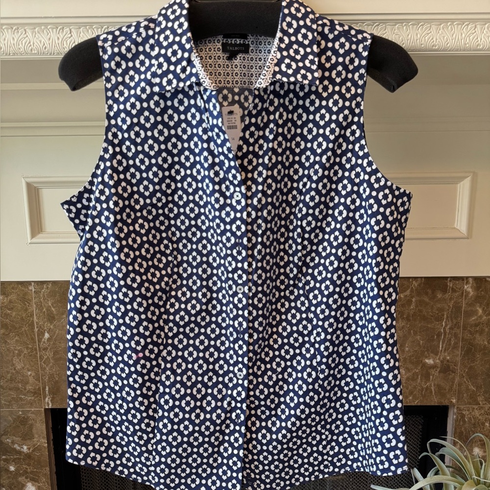 Talbots Blue and White Patterned Sleeveless Blouse